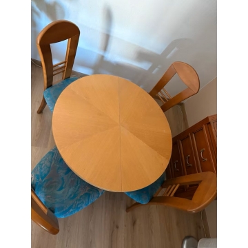 Stůl kulatý jídelní,...